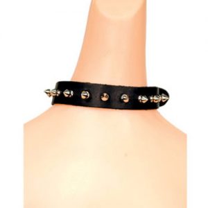 Spike choker w/buckle - black